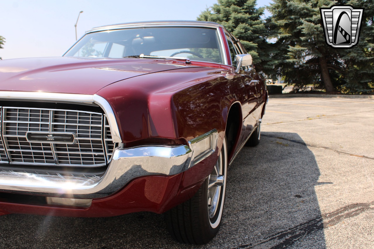 1968 Ford Thunderbird 63