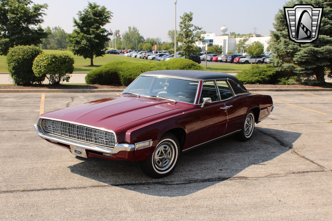 1968 Ford Thunderbird 48