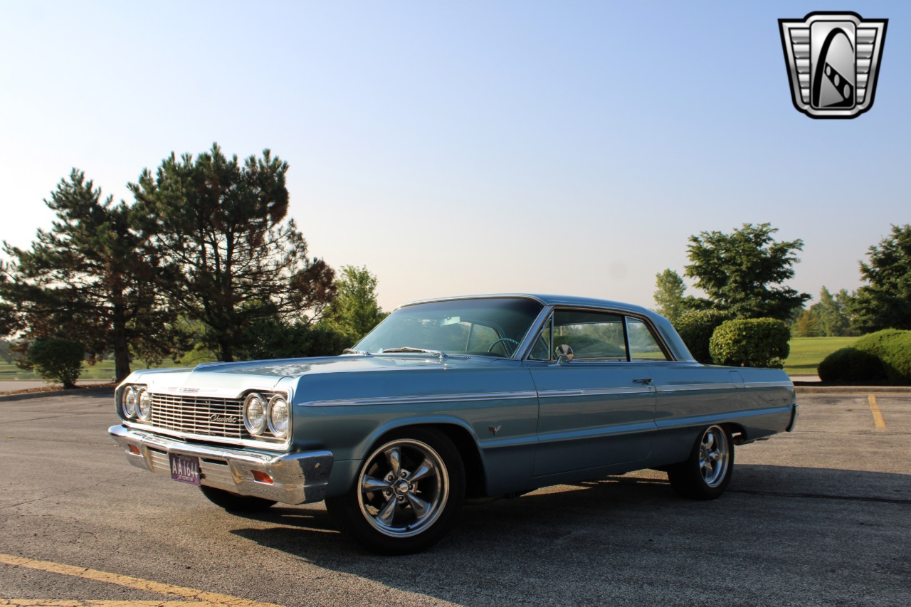 1964 Chevrolet Impala SS 32
