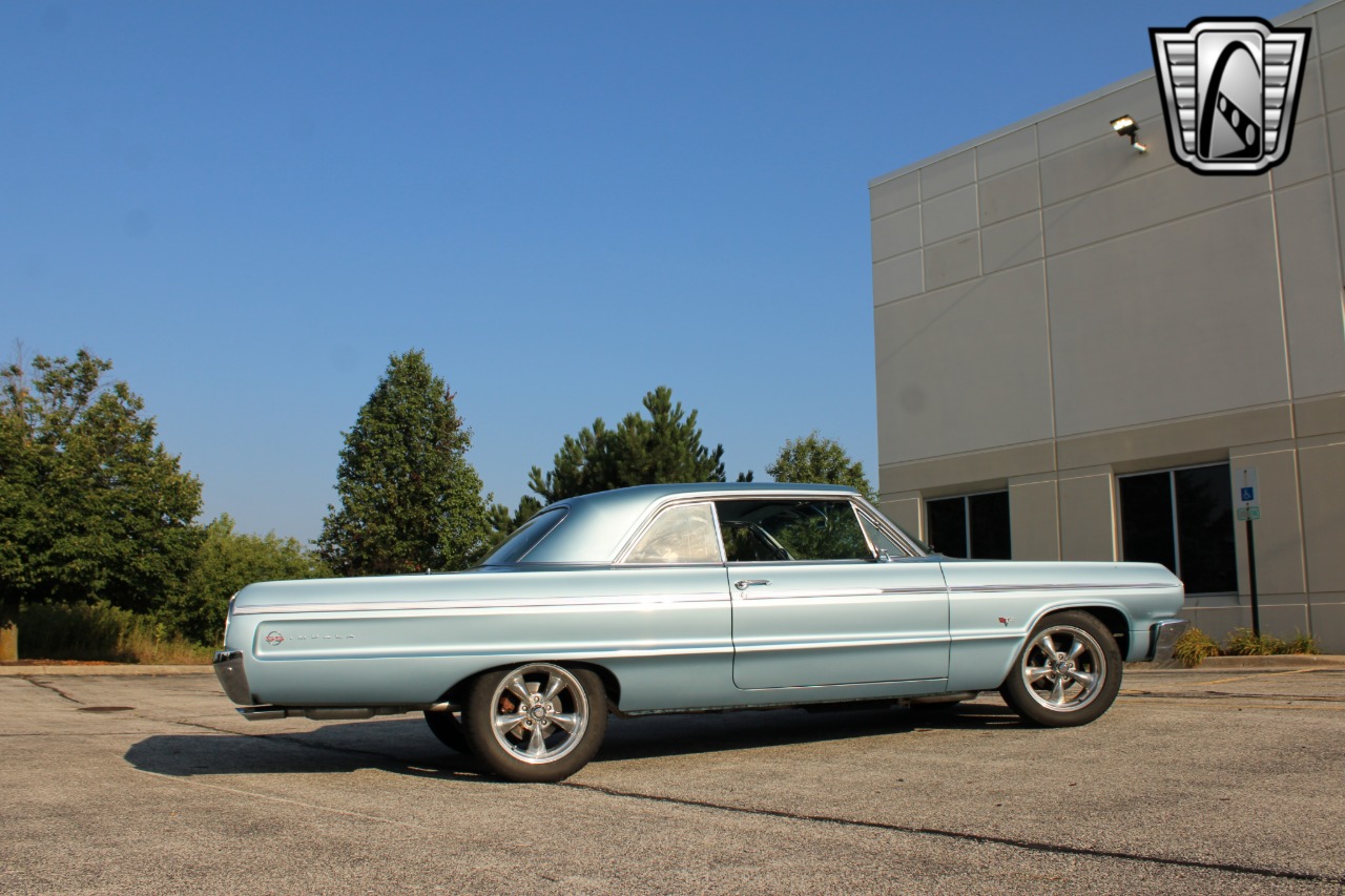 1964 Chevrolet Impala SS 3