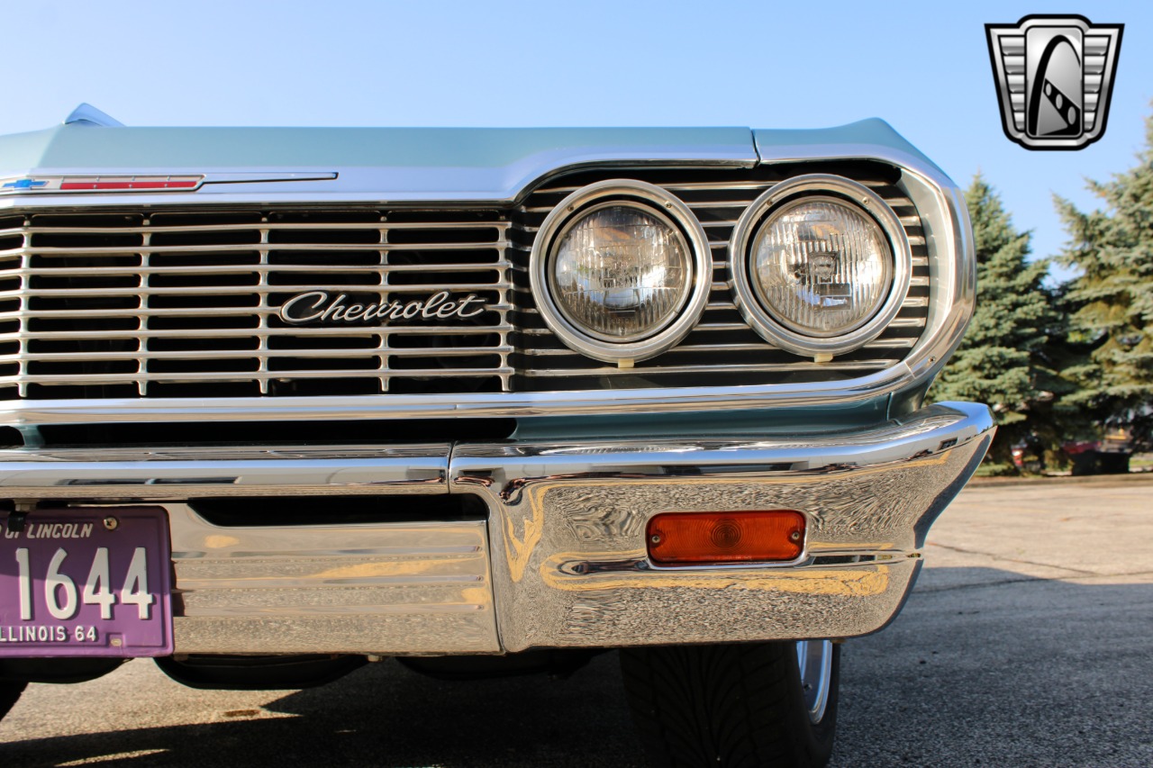 1964 Chevrolet Impala SS 40