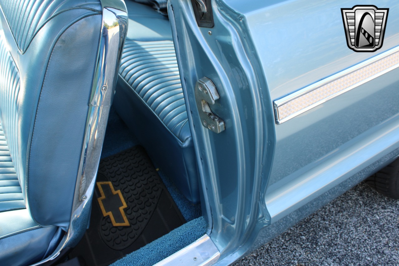 1964 Chevrolet Impala SS 11