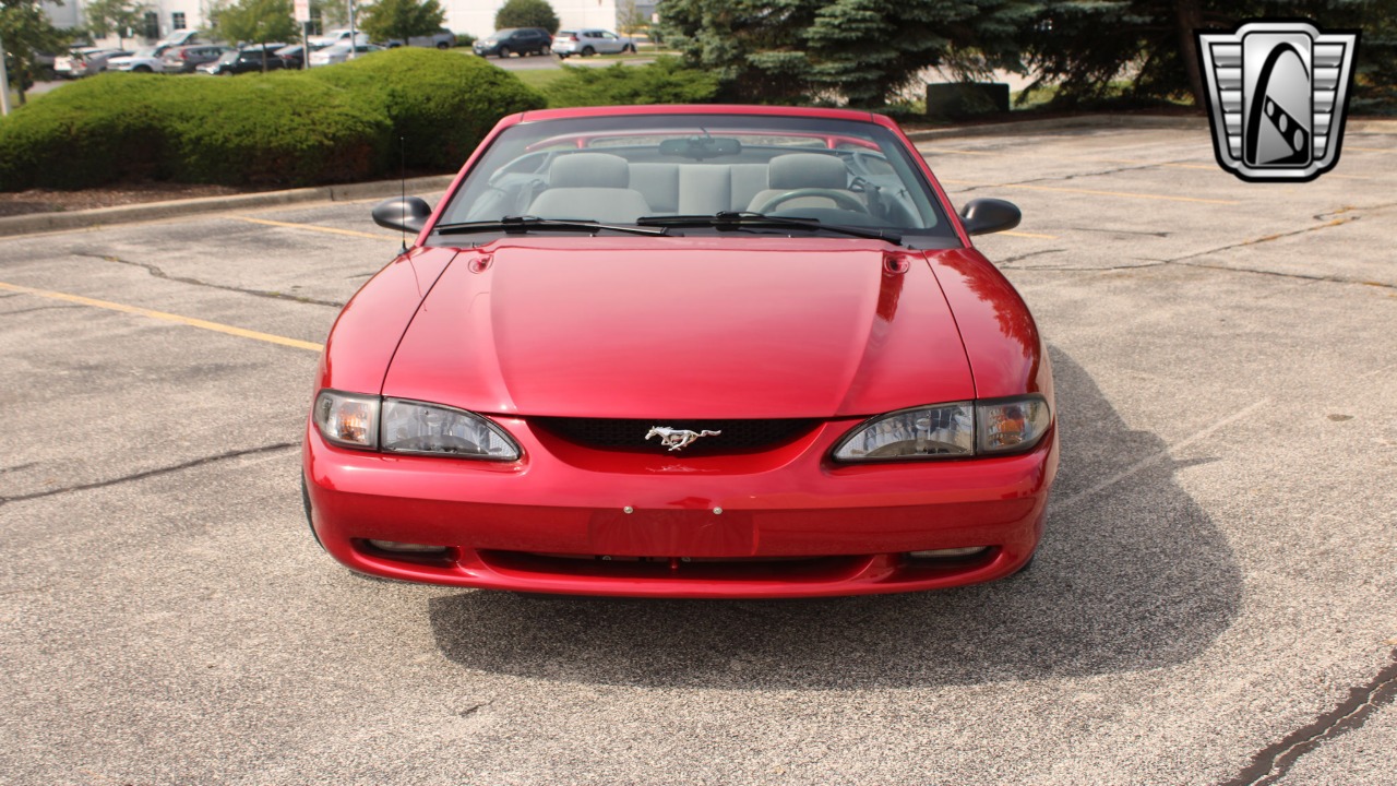 1996 Ford Mustang GT 32