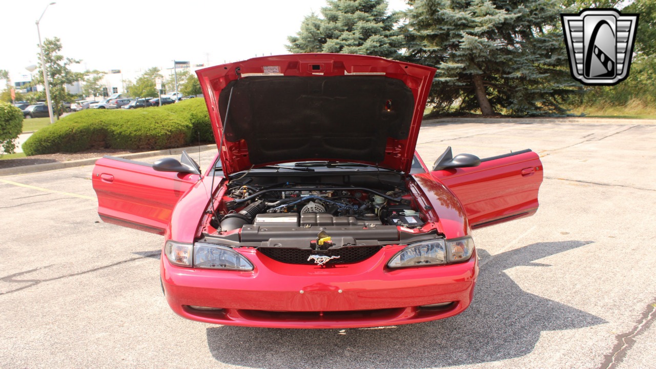 1996 Ford Mustang GT 23