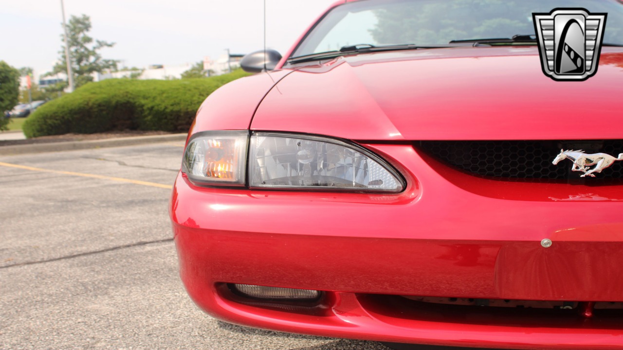 1996 Ford Mustang GT 35