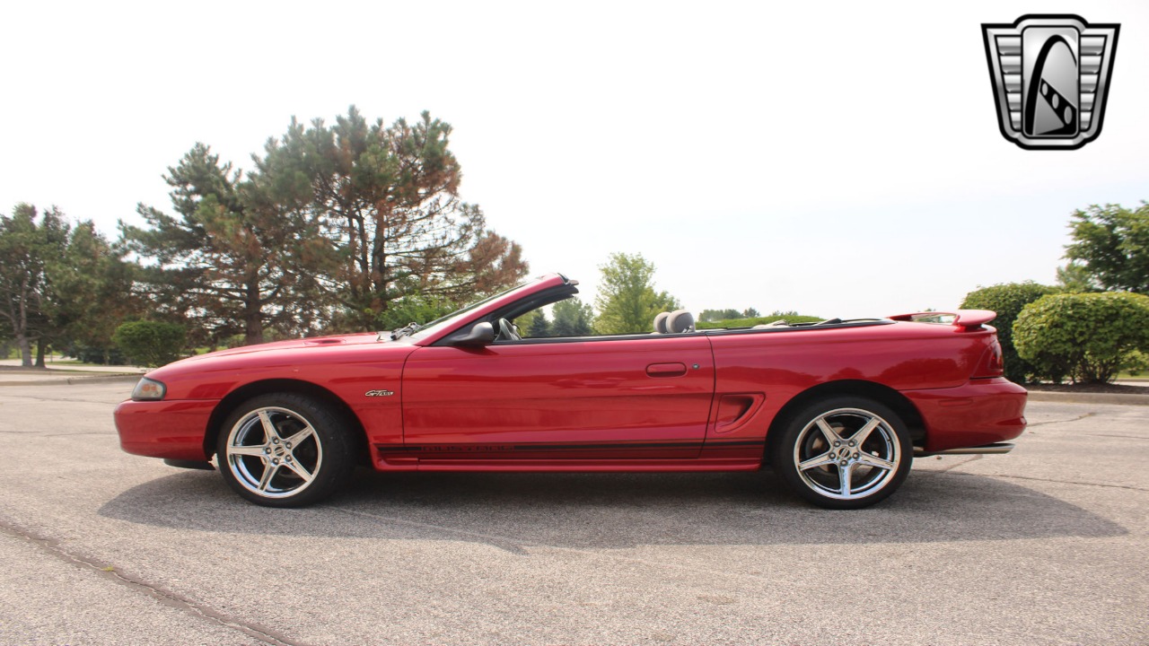 1996 Ford Mustang GT 41
