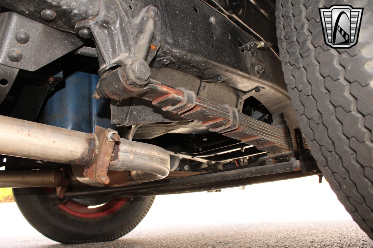 1950 Chevrolet 3100 96