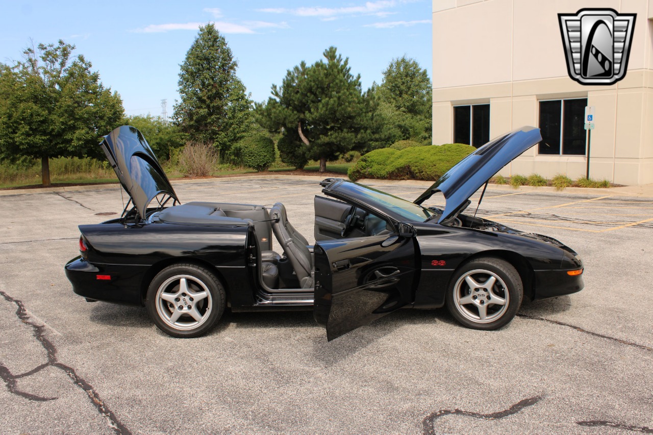 1997 Chevrolet Camaro 24