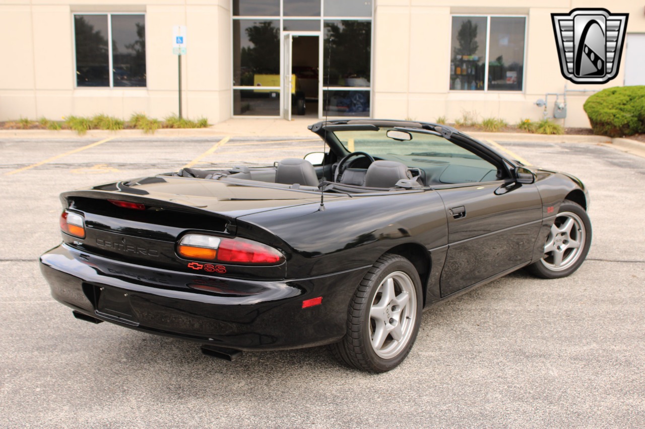 1997 Chevrolet Camaro 8