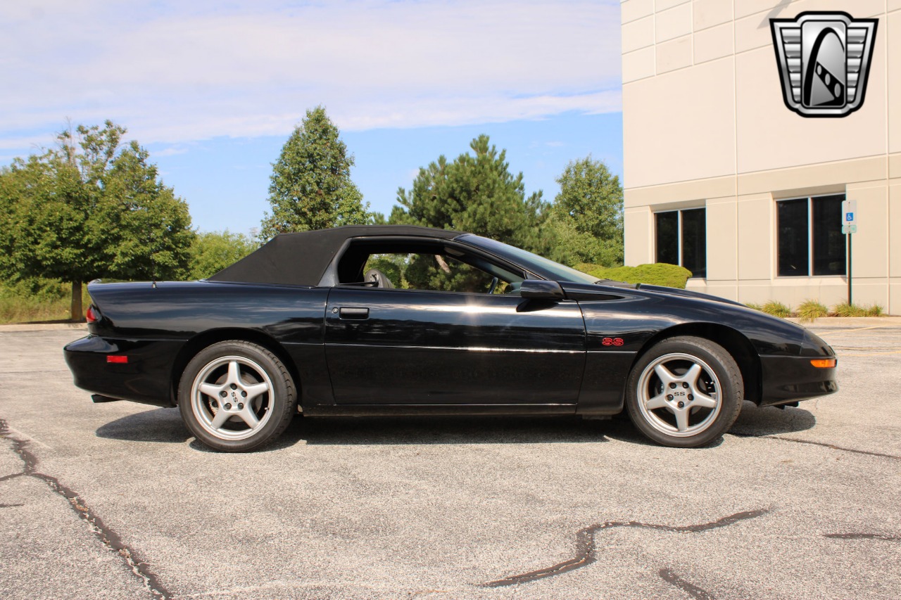 1997 Chevrolet Camaro 17