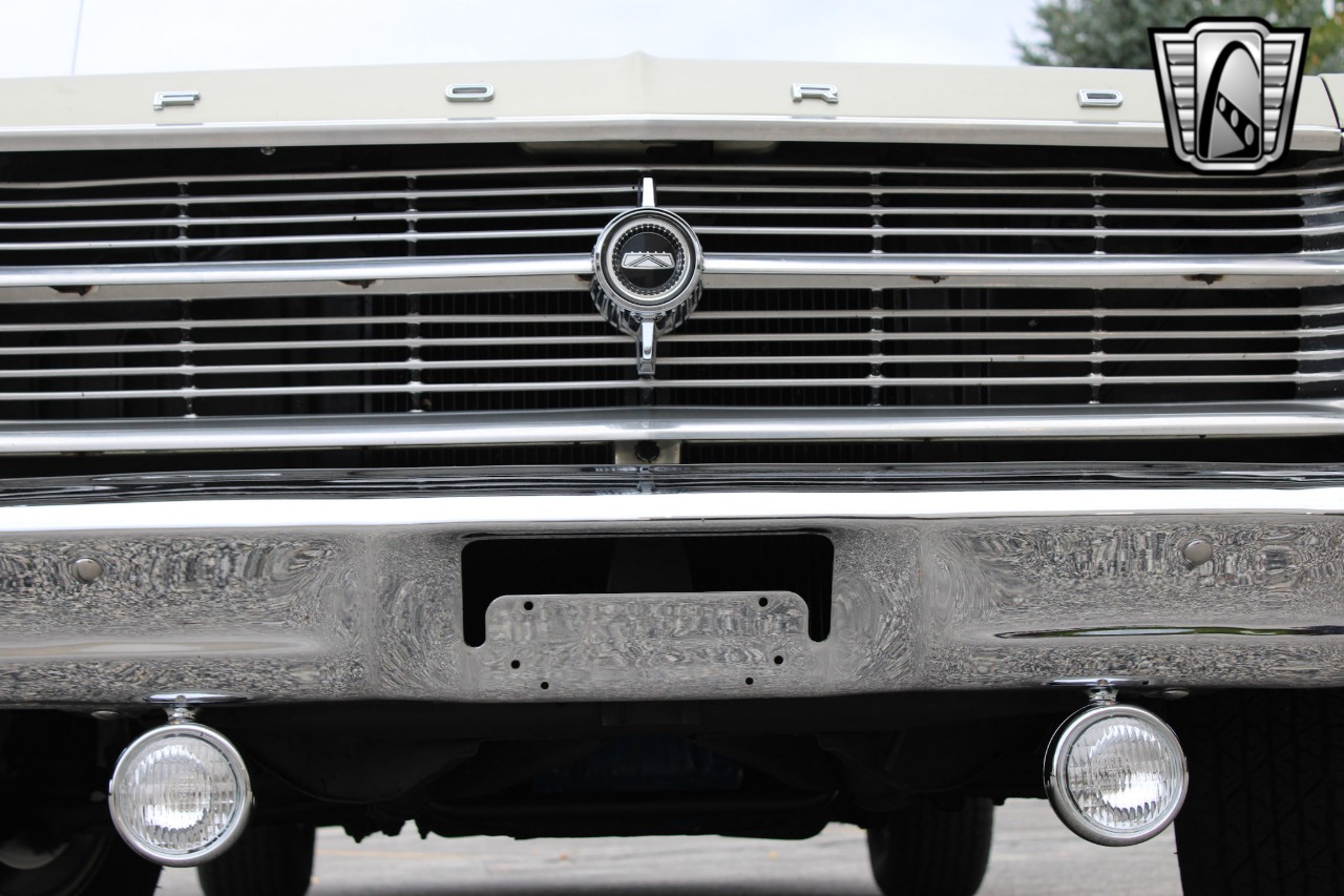 1966 Ford Fairlane 40