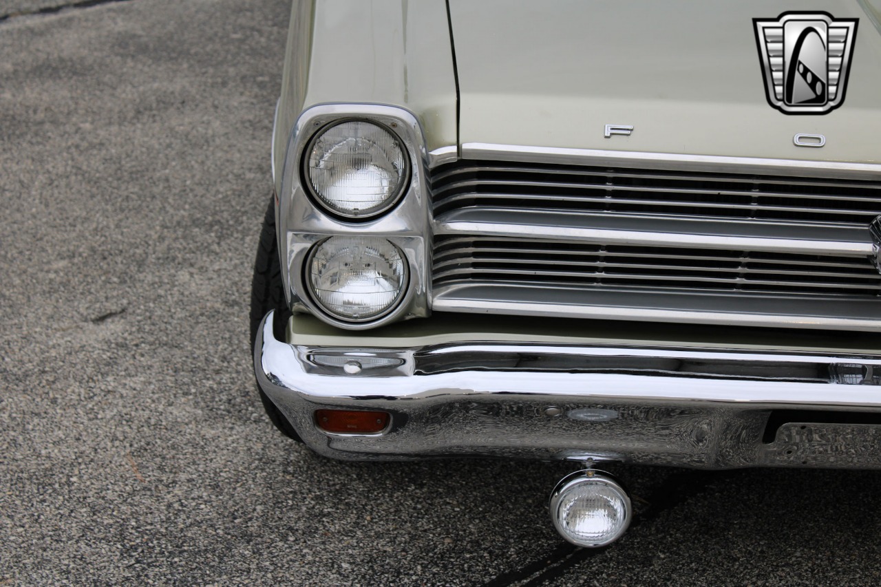 1966 Ford Fairlane 41
