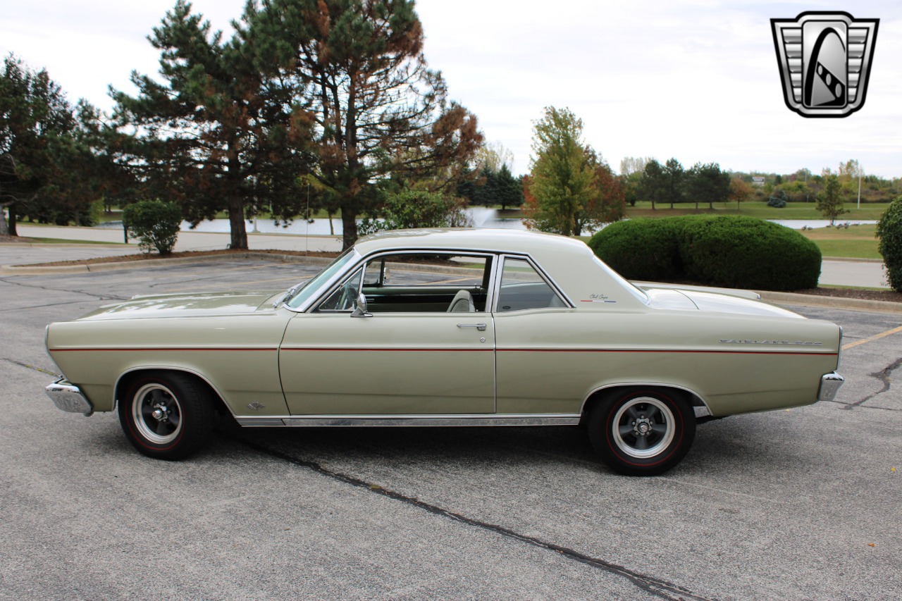 1966 Ford Fairlane 4
