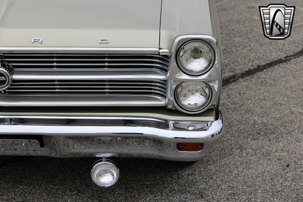 1966 Ford Fairlane 44