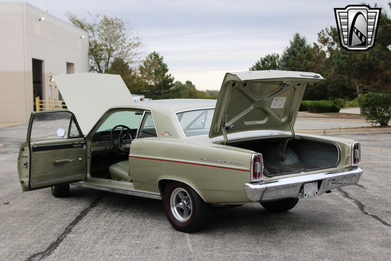 1966 Ford Fairlane 21