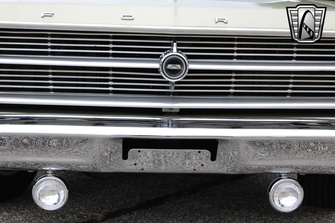 1966 Ford Fairlane 39