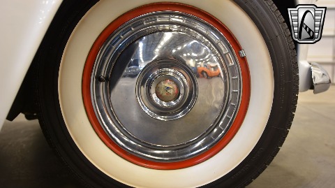 1956 Ford Thunderbird image 33