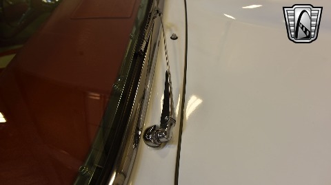 1956 Ford Thunderbird image 111