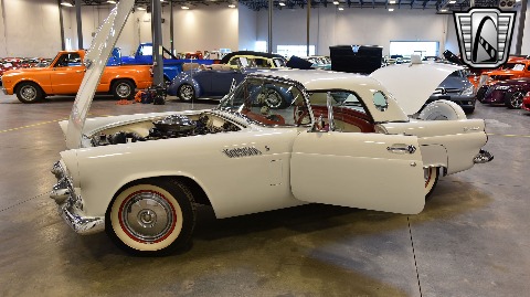 1956 Ford Thunderbird image 34