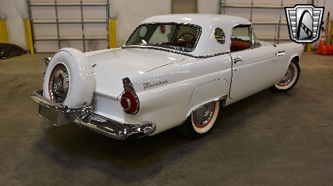 1956 Ford Thunderbird image 11
