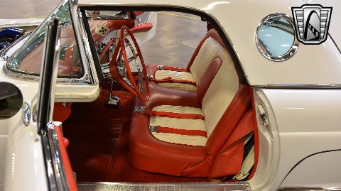 1956 Ford Thunderbird image 65