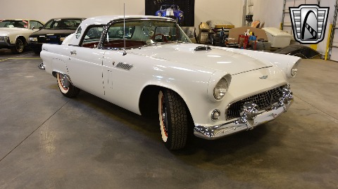 1956 Ford Thunderbird image 15