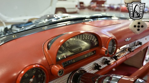 1956 Ford Thunderbird image 70