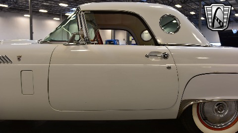 1956 Ford Thunderbird image 20