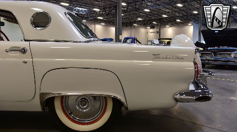 1956 Ford Thunderbird image 21