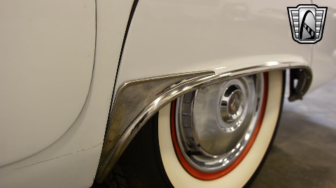 1956 Ford Thunderbird image 99