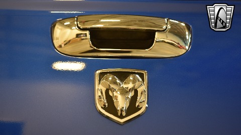 2004 Dodge Ram image 107