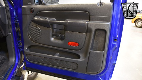 2004 Dodge Ram image 90