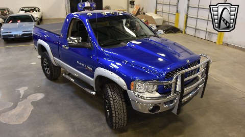 2004 Dodge Ram image 16