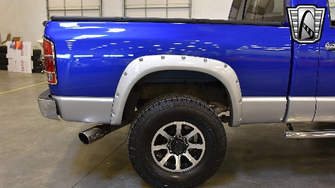 2004 Dodge Ram image 24
