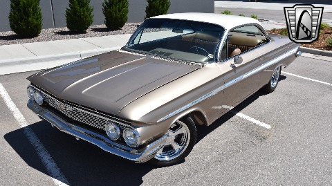 1961 Chevrolet Impala image 4