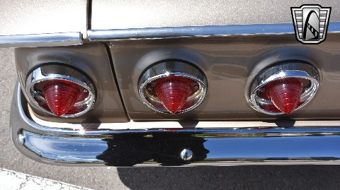 1961 Chevrolet Impala image 110