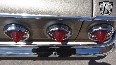 1961 Chevrolet Impala image 112