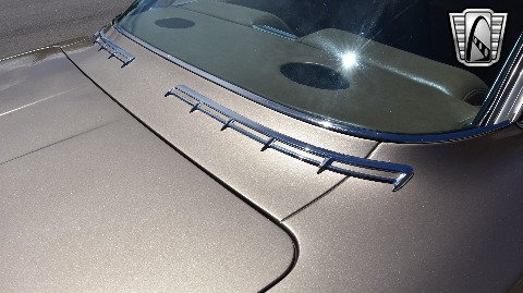 1961 Chevrolet Impala image 114