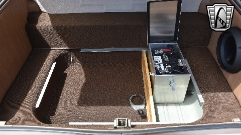 1961 Chevrolet Impala image 69