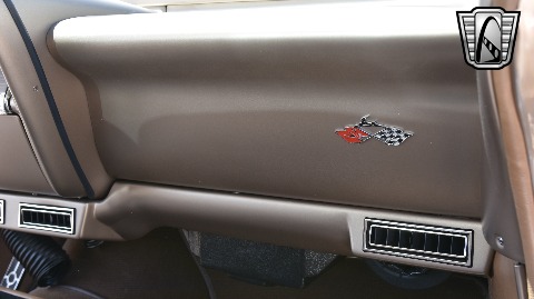 1961 Chevrolet Impala image 96