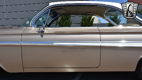 1961 Chevrolet Impala image 20