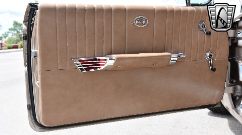 1961 Chevrolet Impala image 72