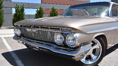 1961 Chevrolet Impala image 28