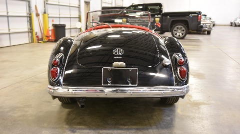 1960 MG MGA image 9