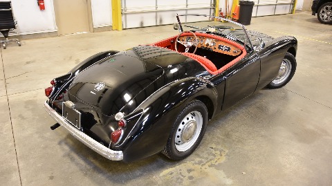 1960 MG MGA image 12