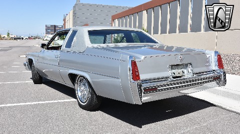 1977 Cadillac Coupe DeVille image 7
