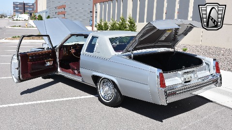 1977 Cadillac Coupe DeVille image 34