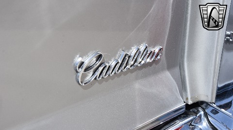 1977 Cadillac Coupe DeVille image 113