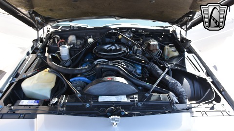 1977 Cadillac Coupe DeVille image 37