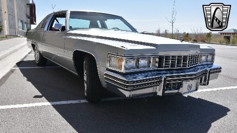 1977 Cadillac Coupe DeVille image 15